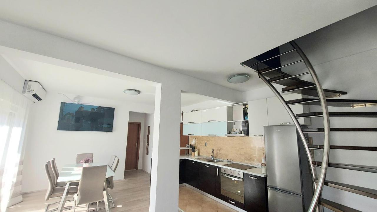 Apartment Palada Kaštela Exteriör bild